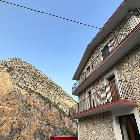مبيت وإفطار شيفيتا L'Oasi Del Raganello المظهر الخارجي الصورة